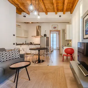  Apartment Crocetta Modern Flat Italy